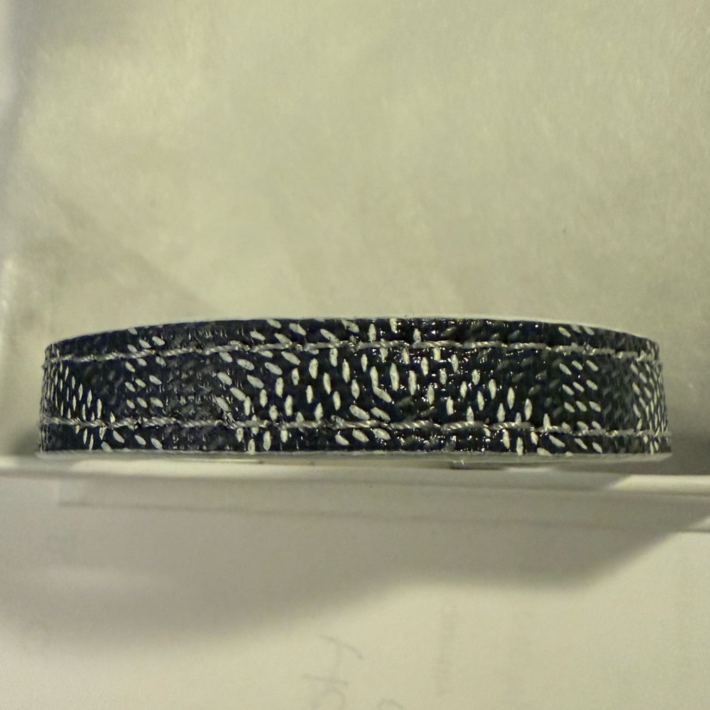 Spark*l bands - Size 2 - Upcycled Grey Goyard Gracie Bracelet w/Magnetic Clasp - Picture 9 of 11